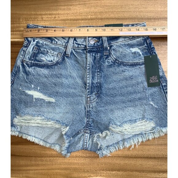 Wild Fable Junior Teens Distressed Denim High-Waisted Shorts w/ Raw Hem Size 8 - Picture 7 of 14